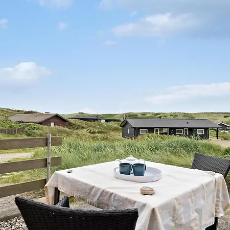 Four-bedroom In Hvide Sande